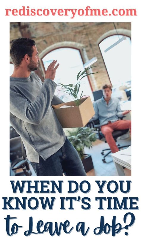 Many of us are familiar with the feeling of wanting to leave a job. It’s hard to know when to take action, but there are some key things to look for that may help you make a decision.Here are 6 things to help you know it’s time to leave your job. #TheRediscoveryOfMe #WhentoQuit How To Know When To Leave Your Job, Hating Your Job, Leaving A Job, Make A Decision, Time To Leave, Time To Move On, Bored At Work, Corporate Culture, Career Tips