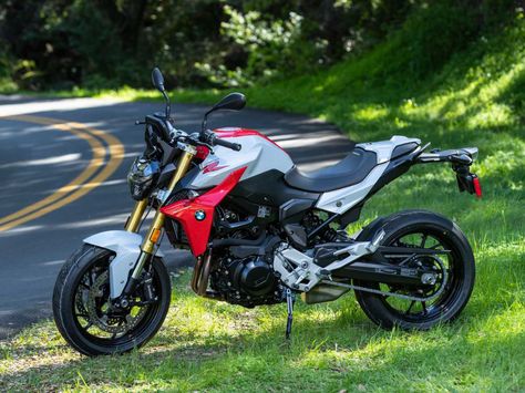 2020 BMW F 900 R Review First Ride | Motorcyclist Bmw F 900 R, Ns 200, Bike Bmw, Bmw Motorcycle, Sepeda Motor, Bike Design, Cool Bikes, Motocross, Bmw