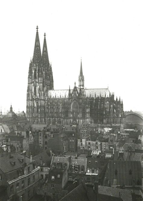 German Cities, Cologne Germany, 20 Century, Gothic Architecture, Beach Town, Old Pictures, Cologne Cathedral, Germany, Hotel