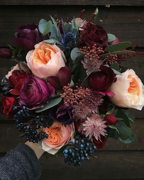 Mauve Wedding, Winter Bouquet, Fall Wedding Flowers, Floral Arrangements Wedding, Fall Wedding Colors, Winter Flowers, Burgundy Wedding, Flower Crown, Winter Wedding