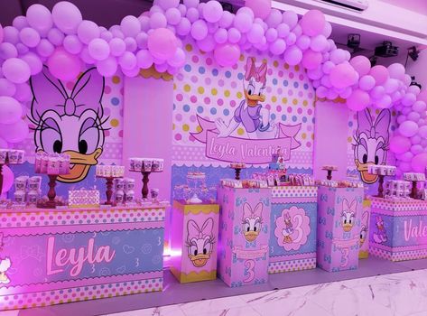 Daisy Duck Birthday Party Ideas 1st, Daisy Duck Birthday Party Ideas, Duck Birthday Party Ideas, Daisy Duck Birthday Party, Daisy Duck Birthday, Daisy Duck Party, Duck Birthday Party, Pastel Circus, Care Bear Birthday