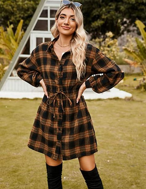 Features: This plaid dresses for women featuring trendy puff sleeve,turn-down collar, unique drawstring waist belt, two side pockets, close to knee length, flannel dress is classical and elegant, also the great piece for fall fashion. Womens Plaid Dress, Plaid Flannel Dress, Flannel Shirt Dress, Outerwear Trends, Dresses Casual Fall, Fall Dress Outfit, Flannel Dress, Button Down Shirt Dress, Puff Sleeve Dress