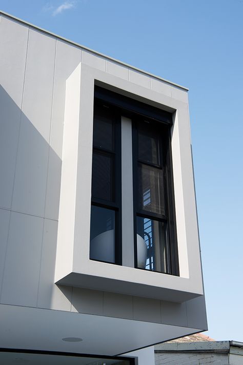 Axon Cladding, Minimalist Exterior, Modern Window Design, Dark Window, Unique Window, House Cladding, James Hardie, Window Trim Exterior, Bathroom Window