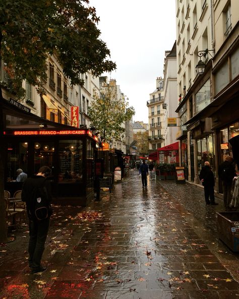 Paris in the Rain Cozy Rain Aesthetic, Rain Paris, Paris In The Rain, Cozy Aesthetics, Paris Autumn, Paris Life, Rainy Winter, Autumn Breeze, Paris Trip