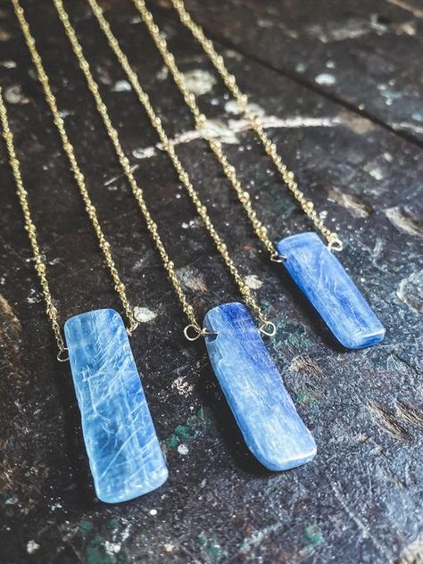 Blue Kyanite Jewelry, Angel Aura Quartz Necklaces, Kyanite Necklace, Speak Your Truth, Kyanite Jewelry, Kyanite Crystal, Raw Gemstone Jewelry, Gemstone Choker, High Vibrational