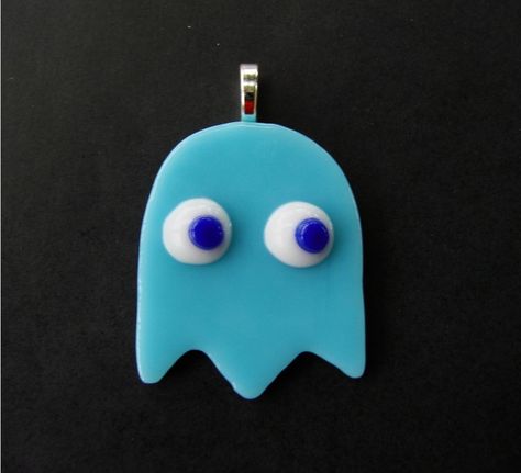 Pacman Ghost, Fused Glass Bowl, Dichroic Pendant, Glass Fusion Ideas, Fused Glass Ornaments, Glass Art Projects, Fused Glass Pendant, Fused Glass Jewelry, Glass Art Sculpture