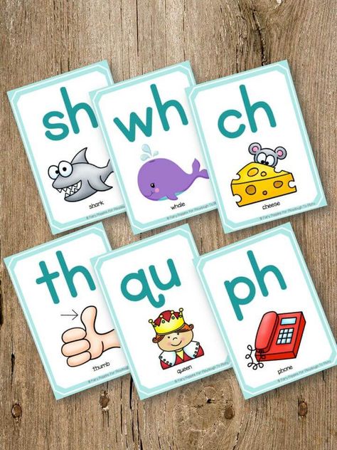 Activity for ages 5 to 8. If you’re looking for a fun way to introduce common digraphs, you’ll love these free dice and digraph cards. The charts are great for teaching beginning and ending digraphs and are handy for use as flash cards too. This post contains Amazon affiliate links. Digraph Posters I printed the digraph posters … Digraph Posters, Digraph Activity, Kindergarten Flash Cards, Kindergarten Sight Words Flash Cards, Digraphs Activities, Digraph Words, Playdough To Plato, Educational Flash Cards, Letter Flashcards