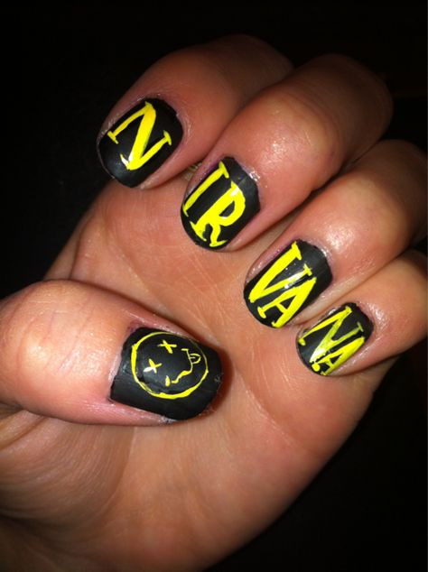 Nirvana smiley nails Emo Nail Art, Nirvana Nails, Music Nails, Rock Nails, Kawaii Nail Art, Witch Nails, Band Nails, Nail Designs Pictures, Punk Nails