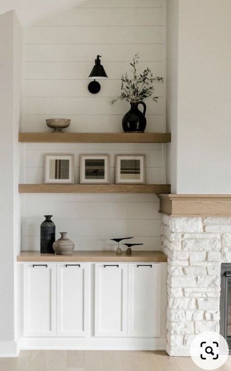 Built In By Fireplace, Built In Shelves Living Room, Living Room Built Ins, Fireplace Built Ins, Fireplace Remodel, Ideas Hogar, General Ideas, Home Fireplace, Living Room Remodel