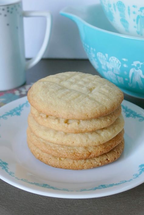 Hot Eats and Cool Reads: French Butter Sugar Cookies Recipe Christmas Cutout Cookie Recipe, French Butter Cookies, Rhubarb Cookies, Cherry Pie Cookies, Oatmeal No Bake Cookies, Butter Sugar Cookies, Oatmeal Raisin Cookies Chewy, Rhubarb Desserts, French Butter