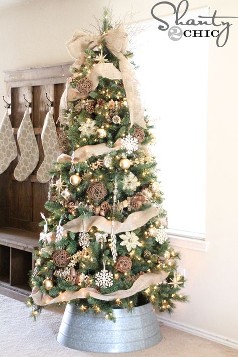 65 Sensational Rustic Christmas Decorating Ideas Christmas Tree Inspiration Rustic, Christmas Rustic, Rustic Ideas, Silver Christmas Tree, Christmas Tree Inspiration, Burlap Christmas, Christmas Tree Stand, Oh Christmas Tree, Tree Decorating