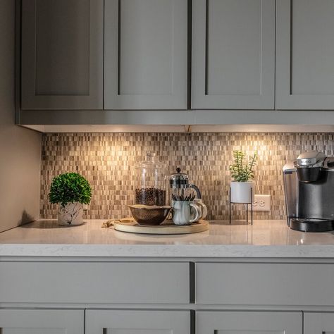 Under Cabinet Lighting Wireless, Kitchen Under Cabinet Lighting, Light Kitchen Cabinets, Kitchen Countertop Decor, Above Kitchen Cabinets, Cabinet Lights, Led Under Cabinet Lighting, Countertop Decor, Kitchen Counter Decor