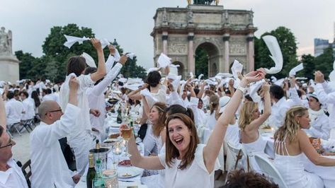 White Picnic, All White Outfit, Dinner Outfits, The Veil, White Outfits, All White, Perfect Outfit, Diner, Veil