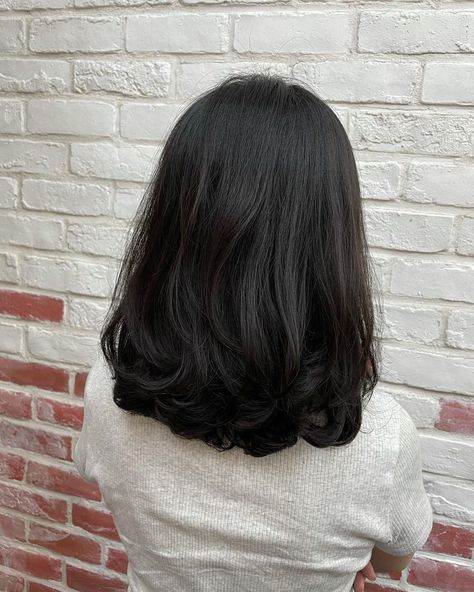 C Curl Short Hair, Korean C Curl Perm Medium Hair, U Cut Hairstyle Short, C Perm Short Hair, C Curl Perm Korean Short Hairstyles, U Haircut For Short Hair, Short U Cut Hair, Short Digital Perm, Korean Perm Women Short Hair