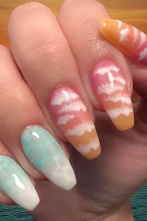 15 Captivating Sunset Gradient Nails to Inspire Your Next Manicure | Polish and Pearls Sunset Nails Short, Sunset Color Nails, Sunset Nail Designs, Sunset Nail Art, Nail Contest, Sunset Gradient, Sunset Nails, Nail Art For Kids, Girls Things