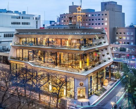 Starbucks Reserve Roastery Tokyo, Starbucks Exterior, Big Cafe, Starbucks Reserve Roastery, Lebbeus Woods, Traditional Japanese Architecture, Used Shipping Containers, Aesthetic Architecture, Starbucks Reserve