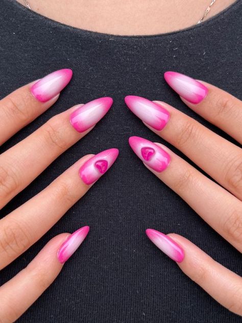 Barbie Aura Nails, Pink Aura Nails With Gems, Heart Aura Nails, Blue And Pink Aura Nails, Aura Nails With Gems, Colour Changing Nails, Pink Airbrush Nails, Pink Nails With Gems, Aura Nails Pink