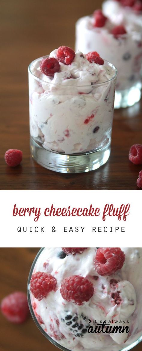 Light Christmas Dessert Recipes, Berry Cheesecake Fluff, Light Holiday Desserts, Light Christmas Dessert, Cheesecake Fluff, Dessert Holiday, Nutrisystem Recipes, Simple Desserts, Dessert Oreo