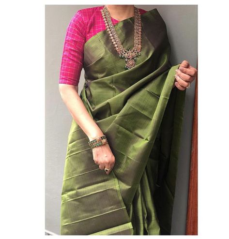 Mehandi Green Saree Contrast Blouse, Olive Green Saree Contrast Blouse, Green Tussar Silk Saree, Bottle Green Saree Contrast Blouse, Green Saree Contrast Blouse, Marriage Blouses, Green Colour Saree, Saree Contrast Blouse, Parrot Green Saree