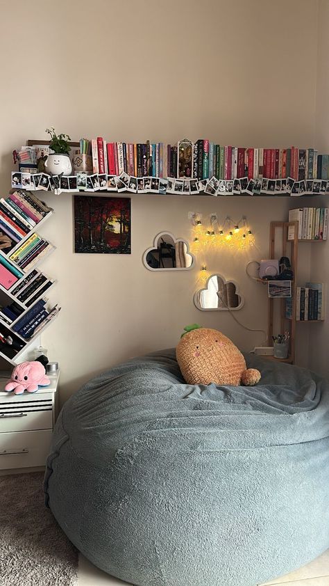 Book Nooks In Bedrooms, Room Decor Bedroom Bookshelf, Reading Corner Inspo Bedroom, Book Themed Room Bedrooms, Mini Room Library, Reading Place In Bedroom, Readers Room Aesthetic, Room Ideas For Book Lovers, Bedroom Ideas For Bookworms