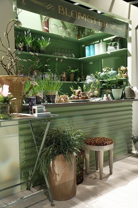 Ivar Regal, Garden Center Displays, Flower Shop Interiors, Flower Shop Design, Vibeke Design, Flower Store, Florist Shop, Shop House Plans, Garden Store