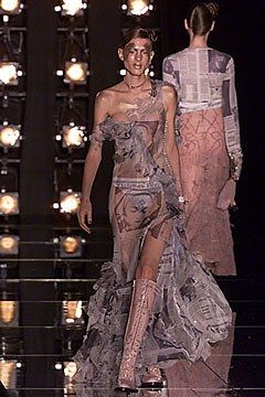 Christian Dior Fall 2000 Ready-to-Wear Collection Photos - Vogue Dior Ready To Wear, Newspaper Dress, Galliano Dior, Dior Fashion Show, Dress Card, John Galliano, Runway Collection, Fashion Show Collection, Bustiers