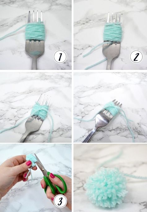 pompoms selber machen, blauer garn, osterdeko basteln, gabel für bommeln benutzen Diy Pom Pom, Diy Crafts For Adults, Pom Pom Garland, Easter Bunnies, Diy Crafts To Do, Easter Ideas, Diy Blog, Yarn Crafts, Knitting For Beginners