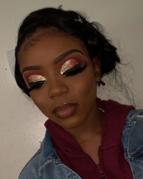 Red Makeup Looks, Birthday Makeup Looks, Make Up Gold, Gold Makeup Looks, Glitter Makeup Looks, Goal Digger, Face Beat, Beauty Make-up, Red Makeup