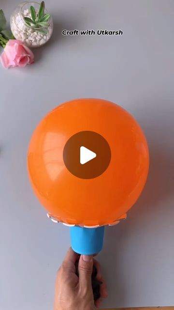 Easy Kid Experiments, Balloon Activity For Kids, Crafts With Balloons, Stem Experiments For Kids, Balloon Crafts For Kids, Science Experiments For Children, Flying Crafts, Experiments For Kids Easy, Ballon Crafts