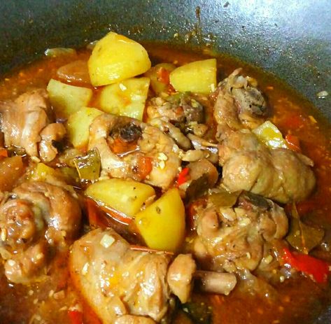 Chicken Caldereta, Filipino Cuisine, Food Making, Sweet And Sour Pork, Archipelago, The Philippines, Philippines, Meat, Chicken