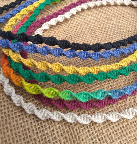 Hemp Choker, Beach Surfer Choker, Hemp necklace, Unisex Choker, Macrame Necklace, Hippie Style, Boho necklace, Summer jewelry, Non-Metal Simple hemp spiral choker necklaces! These surfer-style twist chokers come in lots of different colors! You can layer them or wear them alone.  This style of macrame choker is a non-metal necklace that closes with a wood bead and a braided loop.  **If you would like a size that is not listed above, please message me. Any desired length is possible.**  Hemp will Hemp Choker, Hemp Jewelry, Hemp Necklace, Hemp Bracelets, Surfer Style, Twisted Bracelet, Boho Accessories, Macrame Necklace, Choker Necklaces