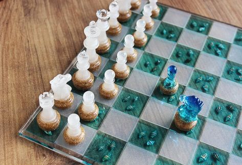 Resin Chess Board, Diy Chess Set, Resin Chess Pieces, Resin Chess Set, Themed Chess Sets, Luxury Chess Sets, Resin Colors, Chess Set Unique, Chess Boards