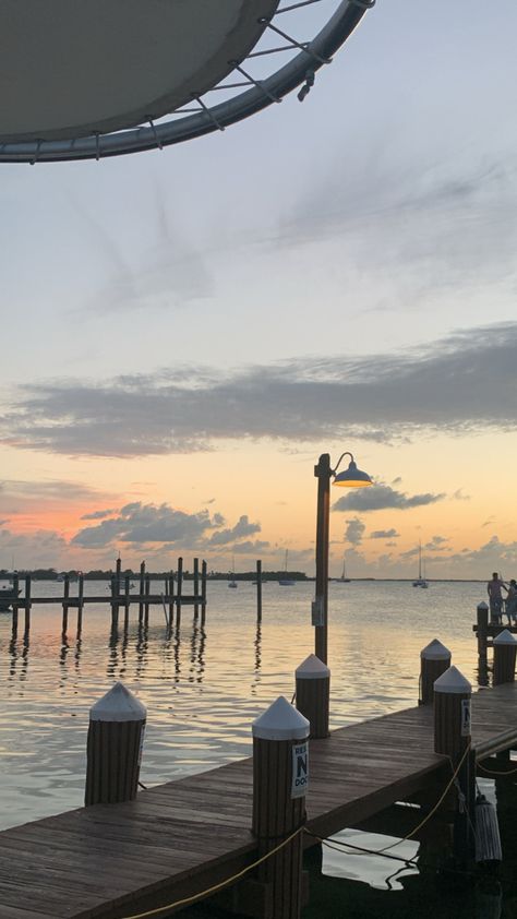 Key Largo Aesthetic, Summer Core, Key West Beaches, Florida Aesthetic, Key Largo Florida, Summer Job, Florida Sunset, West Town, Sunset Vibes