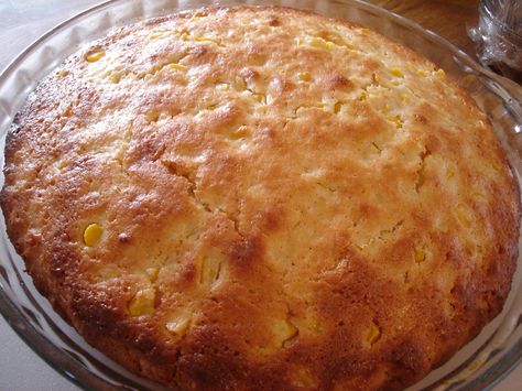 Delicious Cornbread made with real Corn and no Cornmeal! Cornbread Recipe Without Cornmeal, Cornbread Without Cornmeal, Recipe For Cornbread, Cornbread With Corn, Delicious Cornbread, Corn Cake, Pizza Dough Recipe Easy, Honey Cornbread, Homemade Cornbread