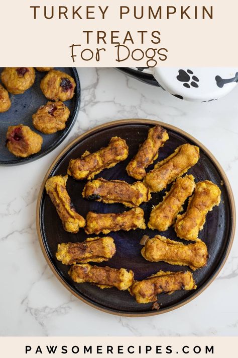 Puppy Kisses Dog Treats, Thanksgiving Dog Treats, Turkey Dog Treats, Pup Treats, Dog Cake Recipes, Chicken Dog Treats, Pet Treats Recipes, Doggy Treats, Easy Dog Treat Recipes