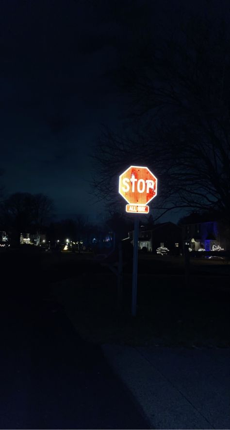 Midwest Emo Wallpaper, Blue Hour Wallpaper, Midwest Core, Blue Hour Aesthetic, Mid90s Aesthetic, Midwest Emo Aesthetic, Shuffle Ideas, Emo Backgrounds, Midwest Aesthetic