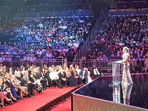 WWE Hall of Fame 2017 Elizabeth Kocianski Copeland Wwe Hall Of Fame, Hall Of Fame, Wwe, Wrestling, Concert