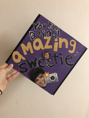 Funny Grad Cap Ideas, Funny Graduation Caps, Graduate Gifts, Graduate Cap, Graduation Songs, Graduation Cap Ideas, College Grad Cap Ideas, High School Graduation Cap, College Graduation Cap Decoration