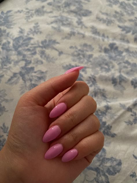 Pink Nails Almond, Barbiecore Nails, Dreamy Nail, Pink Spring Nails, Nail Aesthetic, Trendy Shades, Velvet Nails, Celebrity Nails, Nails Trends