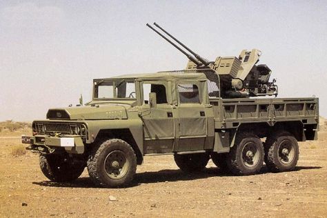 Hispano-Suiza HS.820 (in HS.666A configuration) mounted on an ACMAT VLRA 6x6 French Armed Forces, Tactical Truck, Armored Vehicle, Tank Armor, Army Vehicles, Tanks Military, Futuristic Cars, Military Equipment, Military Art