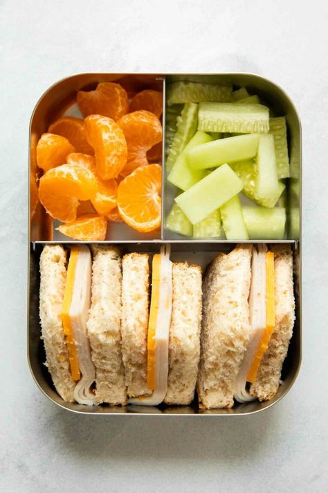 30+ BEST Toddler Lunch Ideas (No Reheat!) - Jar Of Lemons Easy Toddler Lunches, Toddler Lunch Ideas, Kids Lunch Box Meals, Toddler Lunch, School Lunch Recipes, Healthy Lunch Snacks, Pasti Sani, Toddler Lunches, Healthy School Lunches