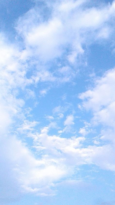 Sky Images Aesthetic, Blue Sky Aesthetic Wallpaper, Sky Background Aesthetic, Blue Aesthetic Clouds, Blue Sky Wallpaper Aesthetic, Aesthetic Sky Background, Blue Aesthetic Sky, Aesthetic Sky Pictures, Cielo Aesthetic