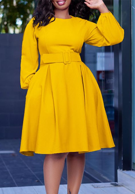 Long Sleeve Elegant Dresses, Flare Sleeve Dress, Middle Age Fashion, Jeans Cargo, Ruched Midi Dress, Round Neck Dresses, Maxi Robes, Style Upgrade, Tailored Dress