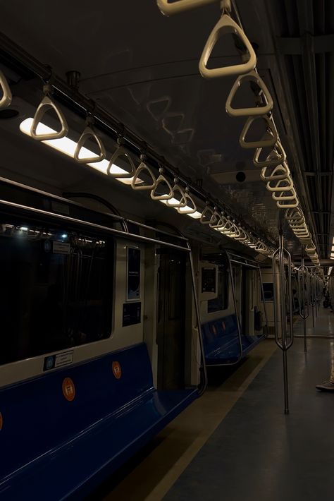 Dark Astetic, Madras City, Chennai Metro, Train Photography, Creative Instagram Photo Ideas, Chennai, Photo Ideas, Valentine Gifts, Train