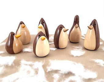 Family of wooden Penguins, Wooden animals, Puffin, Penguin, Decorative ornaments, woodturning, SilvanWoodturning, Wood turning Woodturning Projects, Wood Turning Lathe, Lathe Projects, Wood Animal, Learn Woodworking, Wood Turning Projects, Christmas Wood Crafts, Art Animals, Wood Christmas Ornaments