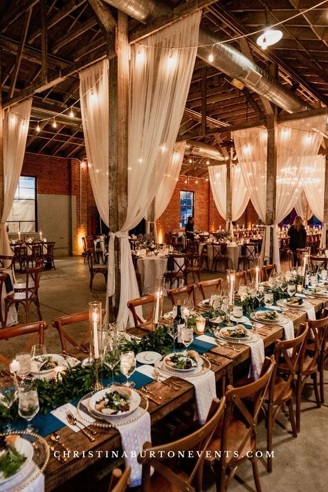 Loft Style Wedding Decor, Exposed Brick Wedding Decor, Brick Wall Wedding Decor, Red Brick Wedding Venue Decor, Industrial Wedding Venue Decor, Castle And Key Distillery Wedding, Factory Wedding Decor, Brick Wedding Venue Decor, Loft Wedding Reception