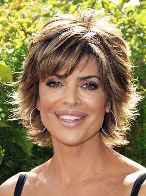 hairstyles for midlife women Short Hairdo, Over 40 Hairstyles, Middle Aged Women Hairstyles, Layered Hairstyles, Lisa Rinna, Short Layered, Shag Hairstyles, Fringe Hairstyles, Penteado Cabelo Curto