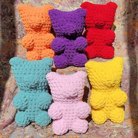 Gummi Bear Plushie! free crochet toy patterns amigurumi teddy bears #freecrochettoypatternsamigurumiteddybears #crochet #crochettoy #crochetpattern #crochetpatterns 1.1051 Velour Yarn Crochet Patterns, Red Crochet Plushie, Free Crochet Toy Patterns, Toys Quotes, Crochet Pictures, Diy Crochet Hook, Kawaii Amigurumi, Bear Plushie, Plushie Crochet