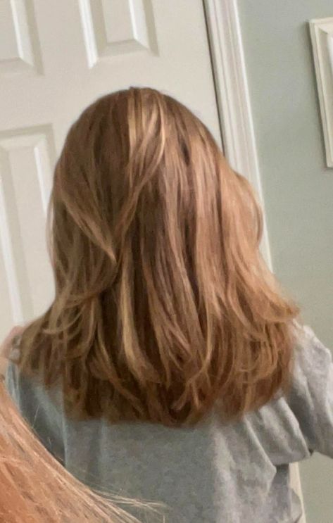 Layered With Highlights, Long Layers Hair, Mid Length Blonde Hair, Haircut Layers, Blond Haircut, Mid Length Blonde, Hair Idea, Long Layered Hair, Mid Length Hair