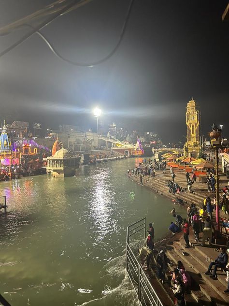 Ganga Haridwar Aesthetic, Lord Wallpapers, Shiva Lord, Haridwar, Shiva Lord Wallpapers, Aesthetic Pics, Maldives, Shiva, Aesthetic Pictures